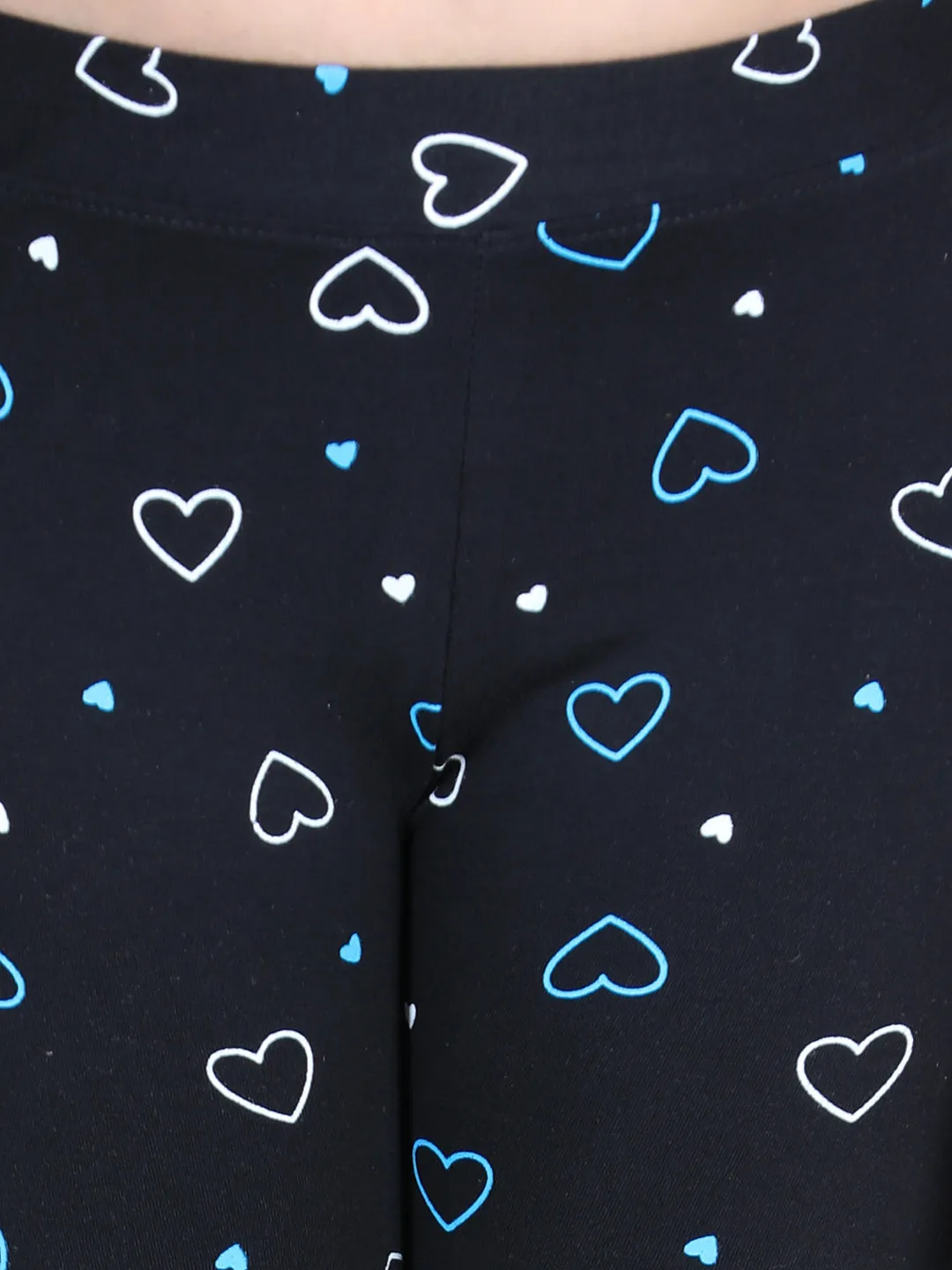 Girl's Heart Printed Leggings With Flat Waistband- Black - Stylestone Kid