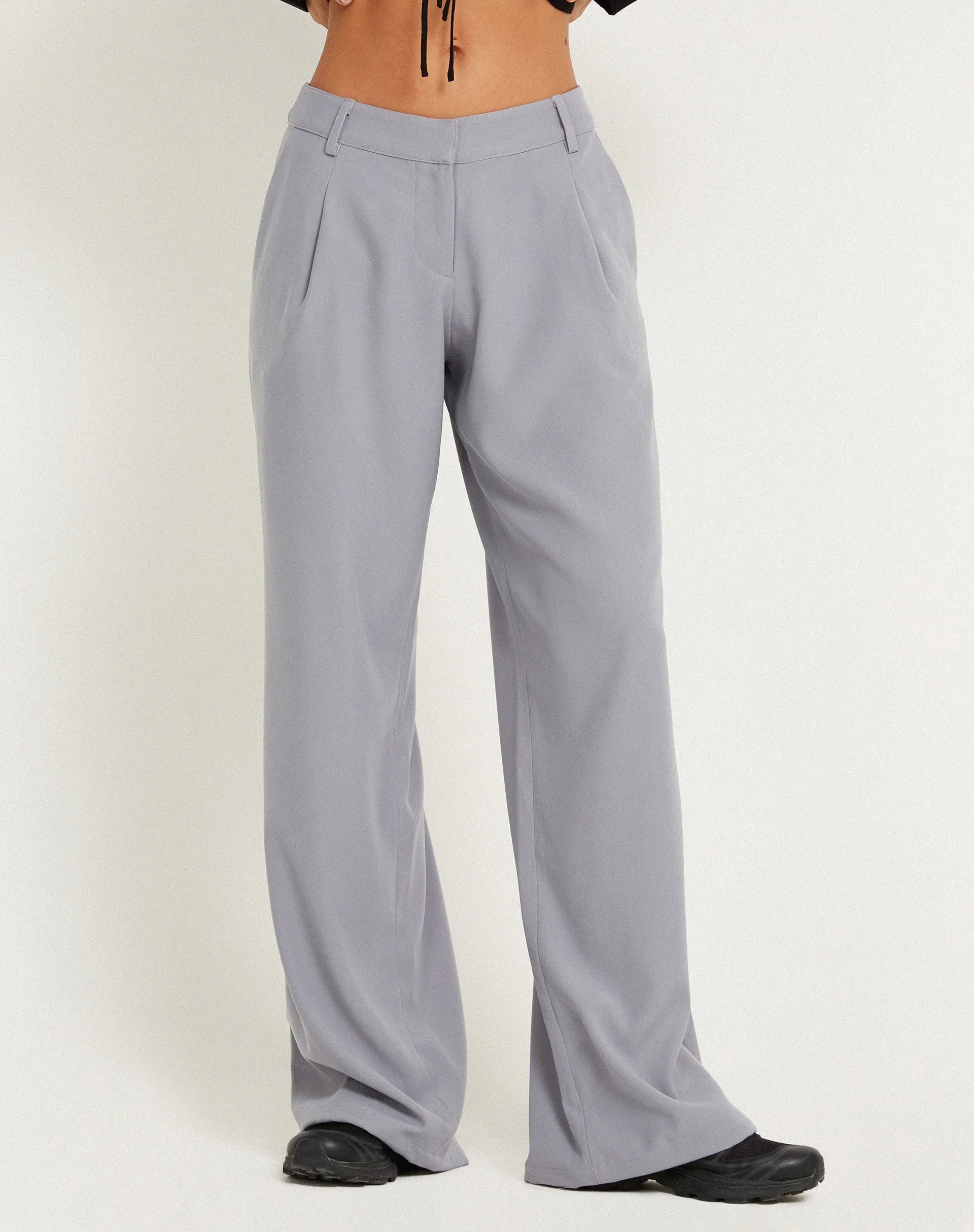 Hondra Wide Leg Trouser in Light Grey