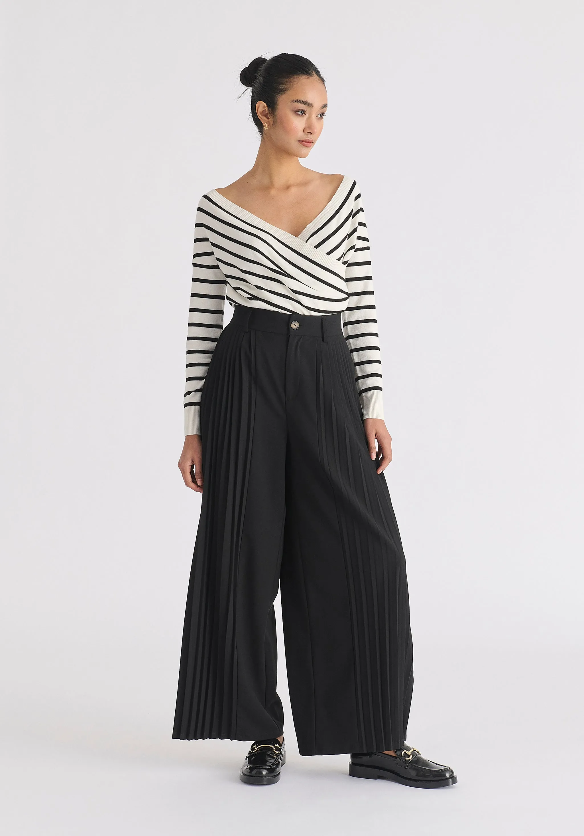 Pleated Wide Leg Trousers